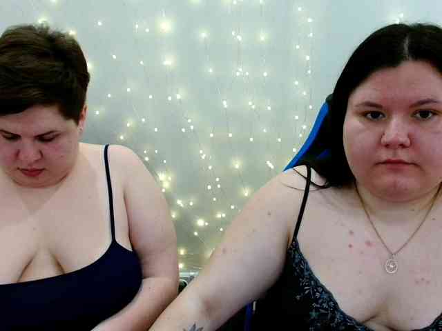 BeckyAndEllen webcam