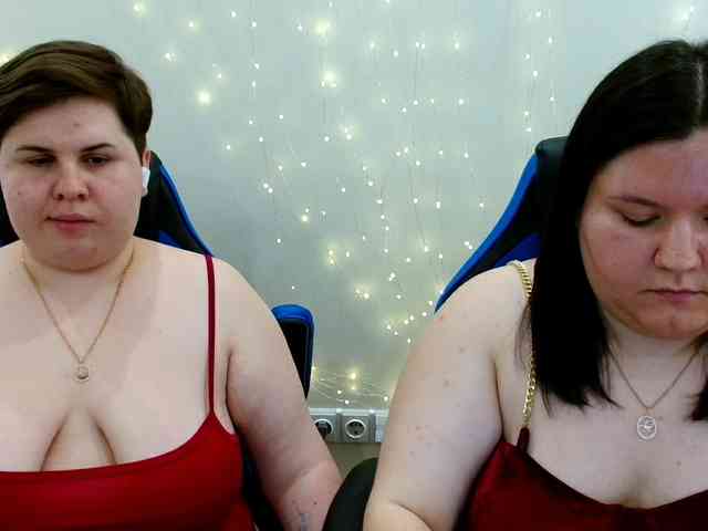 BeckyAndEllen webcam