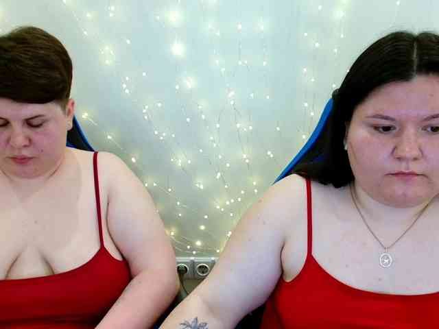 BeckyAndEllen webcam