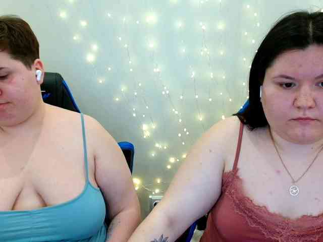 BeckyAndEllen webcam