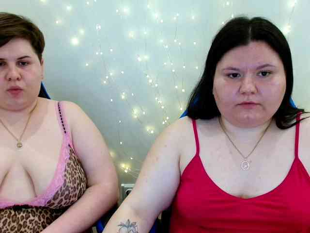 BeckyAndEllen webcam
