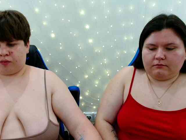 BeckyAndEllen webcam