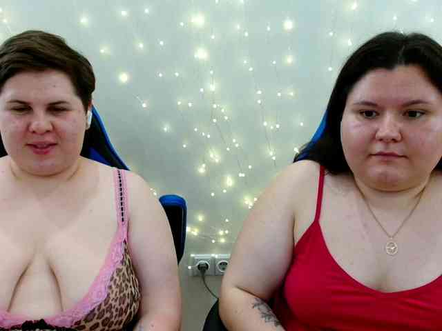 BeckyAndEllen webcam
