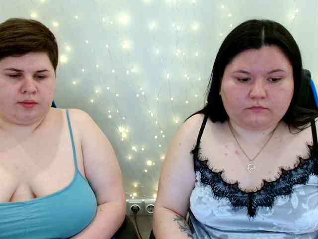 BeckyAndEllen webcam