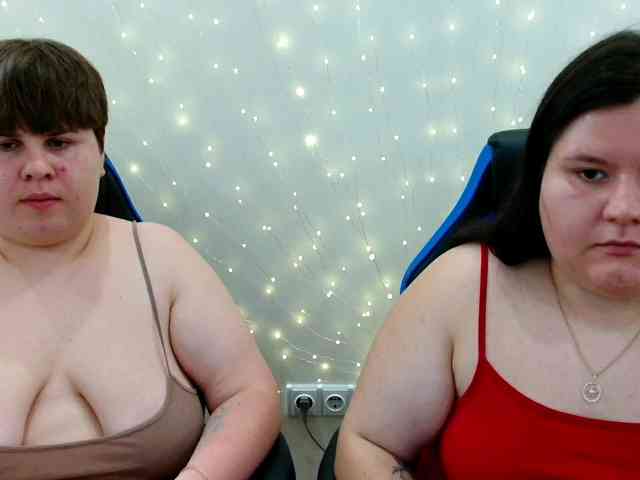 BeckyAndEllen webcam