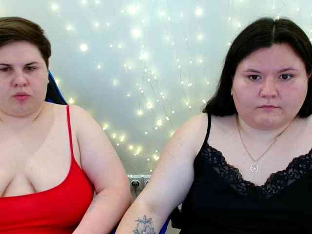 BeckyAndEllen webcam