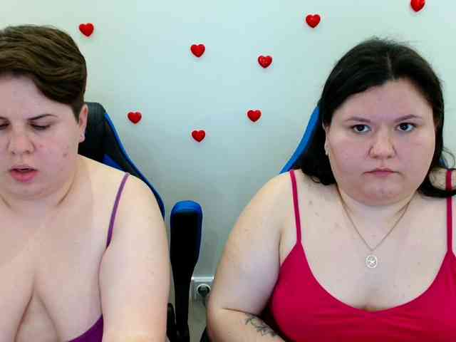 BeckyAndEllen webcam