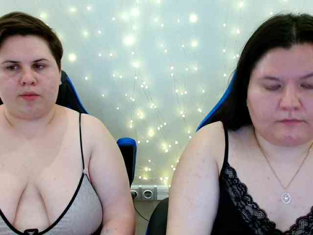 BeckyAndEllen webcam