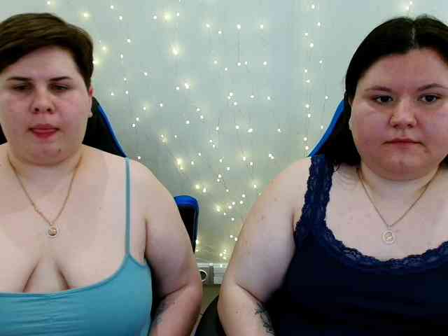 BeckyAndEllen webcam
