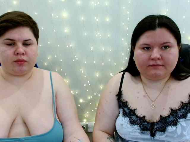 BeckyAndEllen webcam