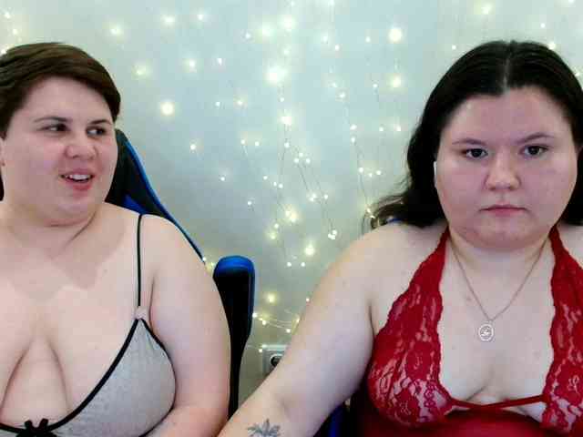 BeckyAndEllen webcam