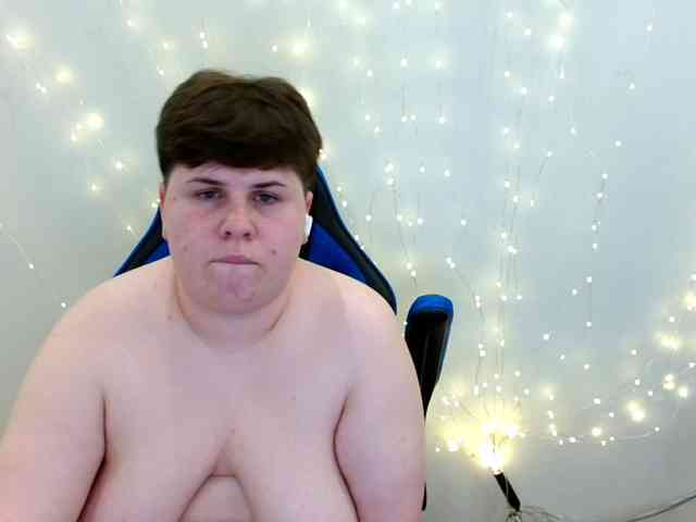 BeckyAndEllen webcam