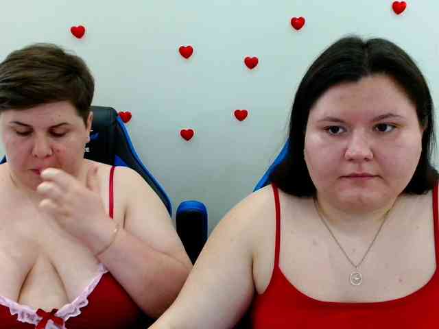 BeckyAndEllen webcam