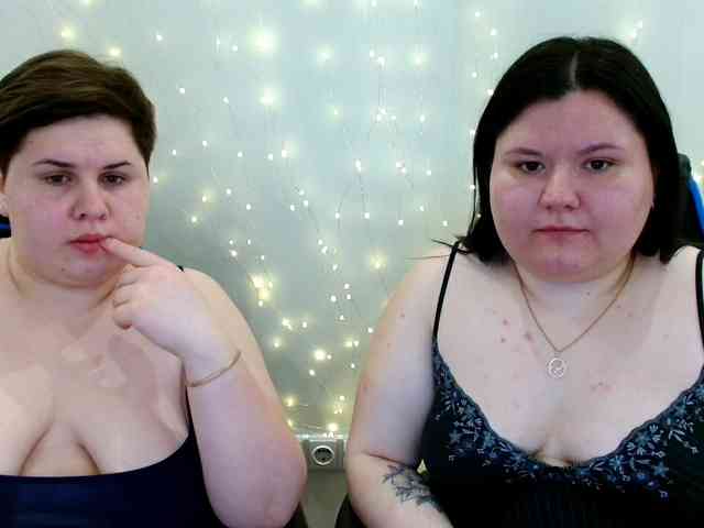 BeckyAndEllen webcam