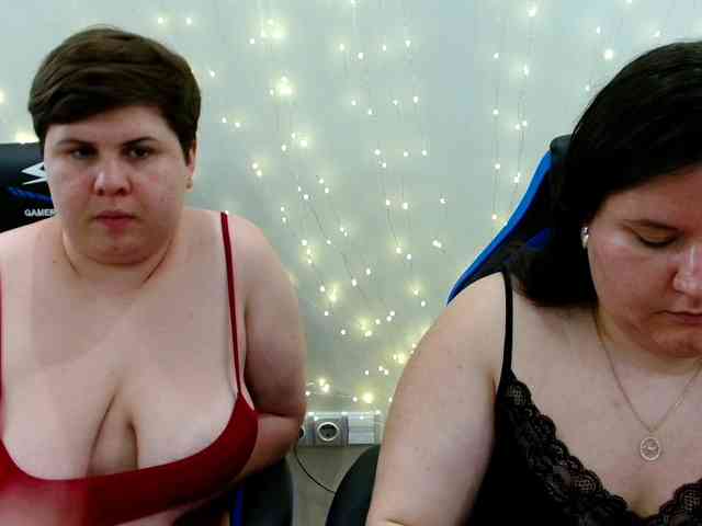 BeckyAndEllen webcam