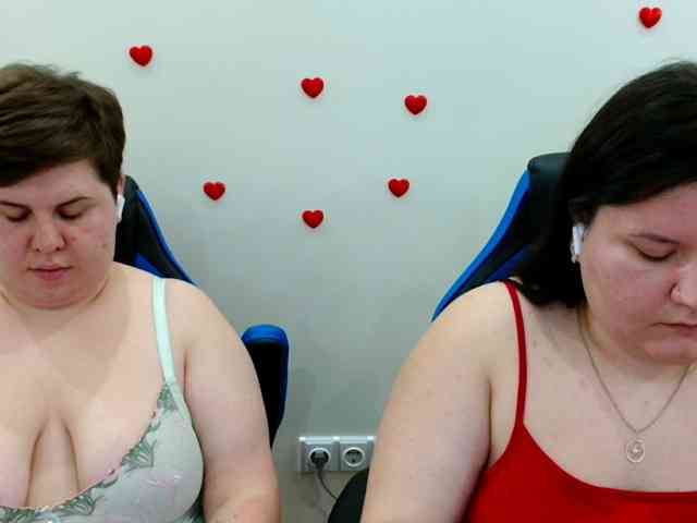 BeckyAndEllen webcam