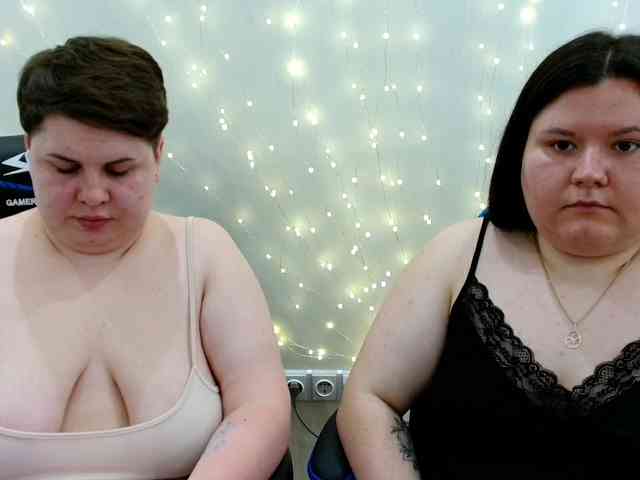 BeckyAndEllen webcam