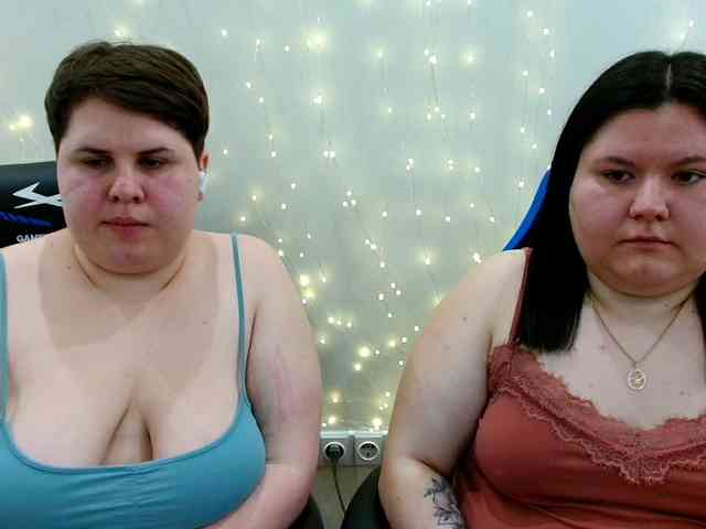 BeckyAndEllen webcam