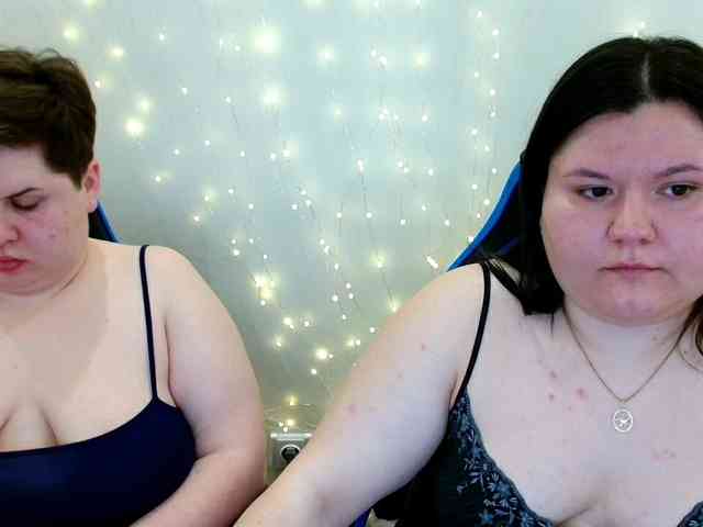 BeckyAndEllen webcam