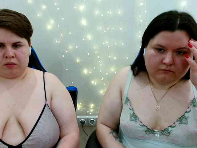 BeckyAndEllen webcam