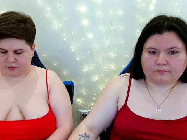 BeckyAndEllen webcam