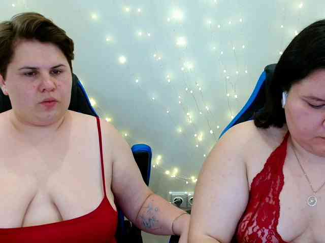 BeckyAndEllen webcam