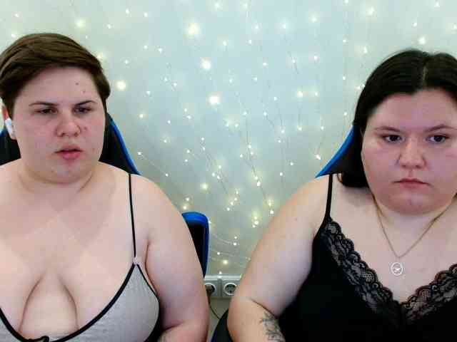 BeckyAndEllen webcam