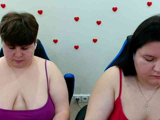 BeckyAndEllen webcam