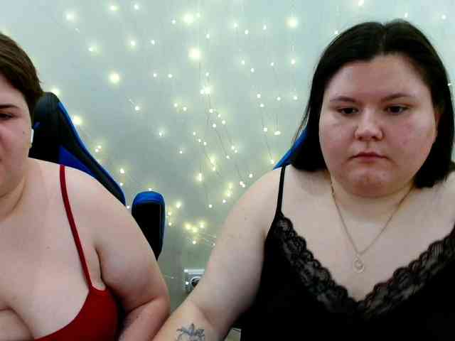 BeckyAndEllen webcam