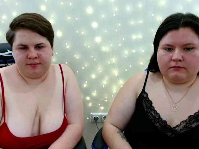 BeckyAndEllen webcam
