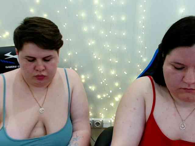 BeckyAndEllen webcam