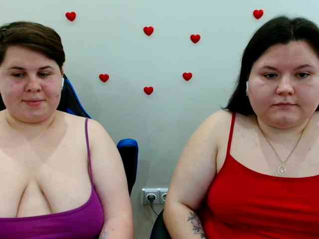 Model: BeckyAndEllen