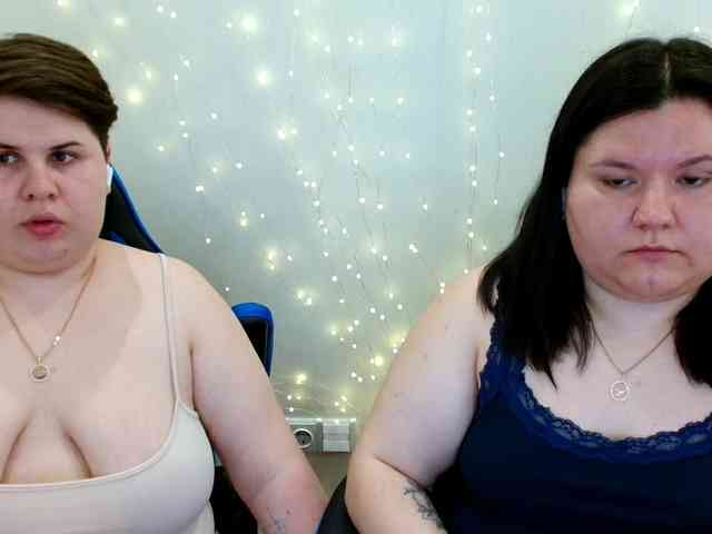 BeckyAndEllen webcam