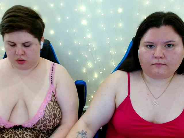 BeckyAndEllen webcam
