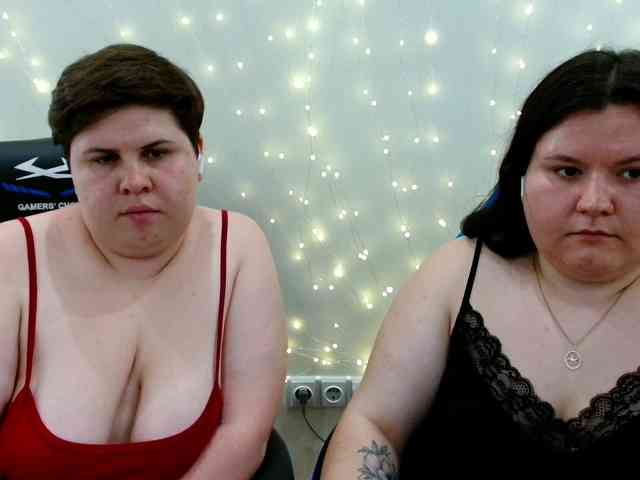 beckyandellen's live room