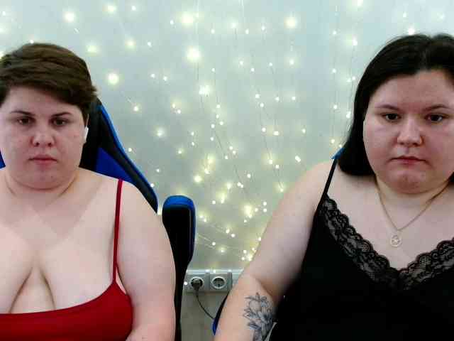 BeckyAndEllen webcam