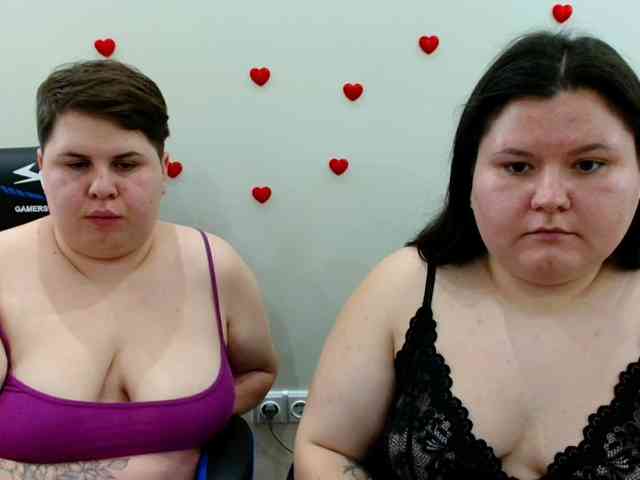 Model: BeckyAndEllen