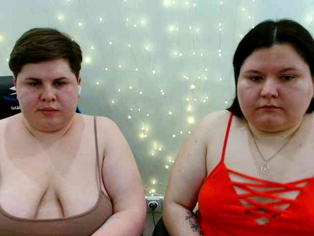 BeckyAndEllen webcam