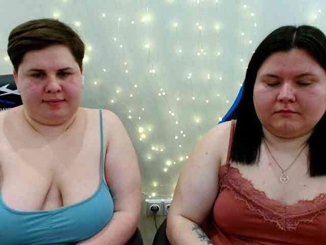 BeckyAndEllen webcam