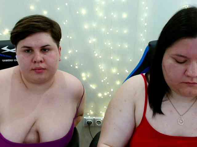 BeckyAndEllen webcam