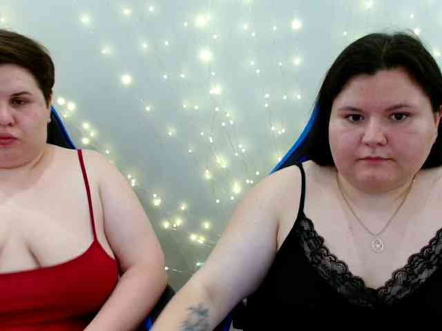 BeckyAndEllen webcam