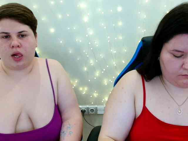 BeckyAndEllen webcam