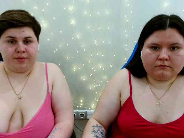 BeckyAndEllen webcam