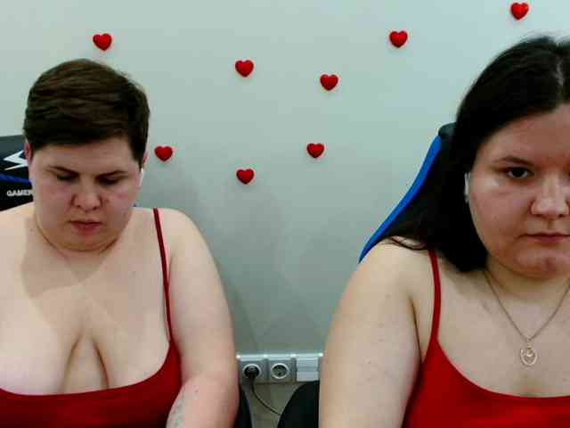 BeckyAndEllen webcam