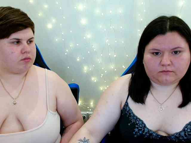 BeckyAndEllen webcam