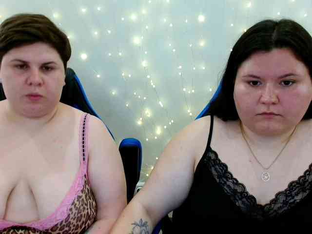 BeckyAndEllen webcam