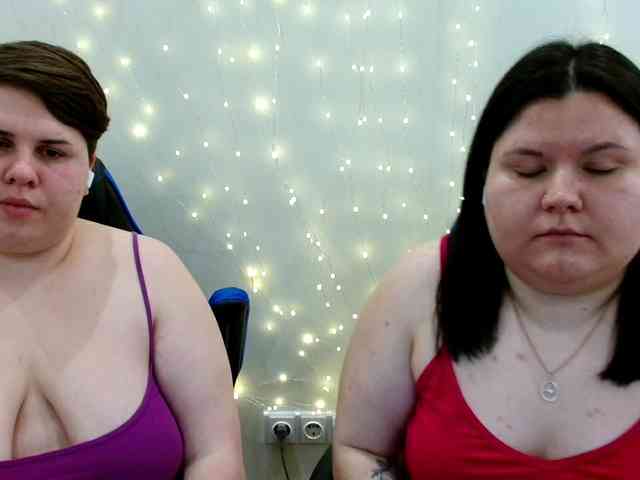 BeckyAndEllen webcam