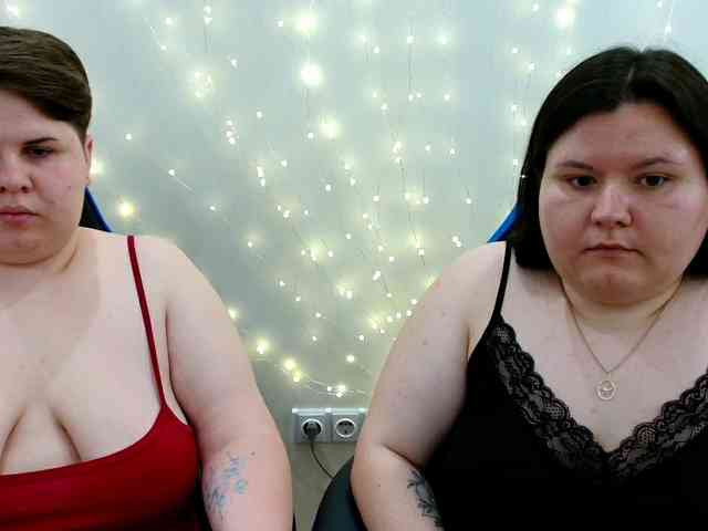 BeckyAndEllen webcam