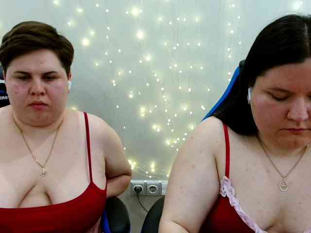 BeckyAndEllen webcam