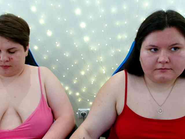 BeckyAndEllen webcam